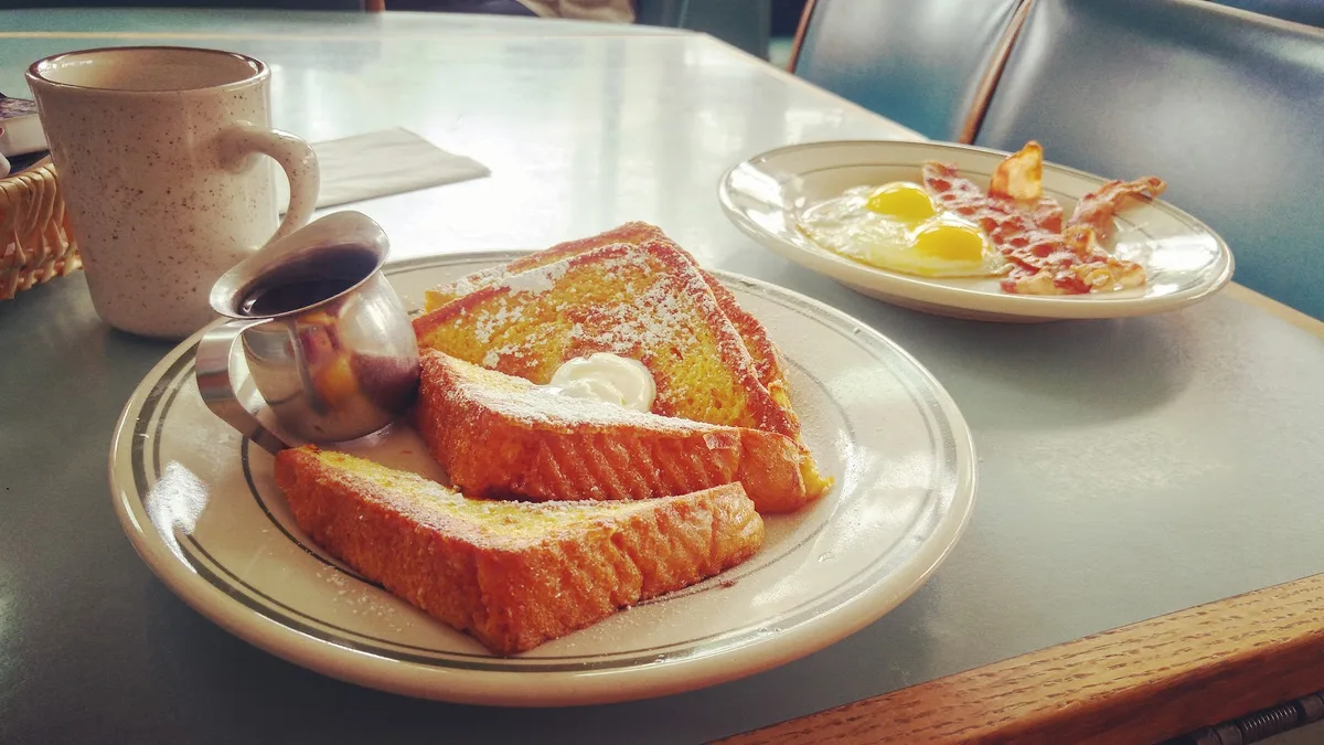 Nancy May's 50s Cafe: Restaurant Photograph