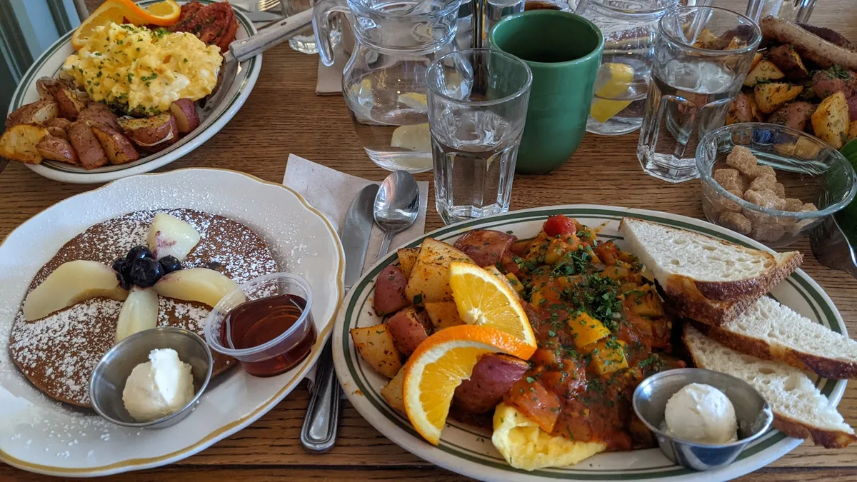 La Note: Restaurant Photograph
