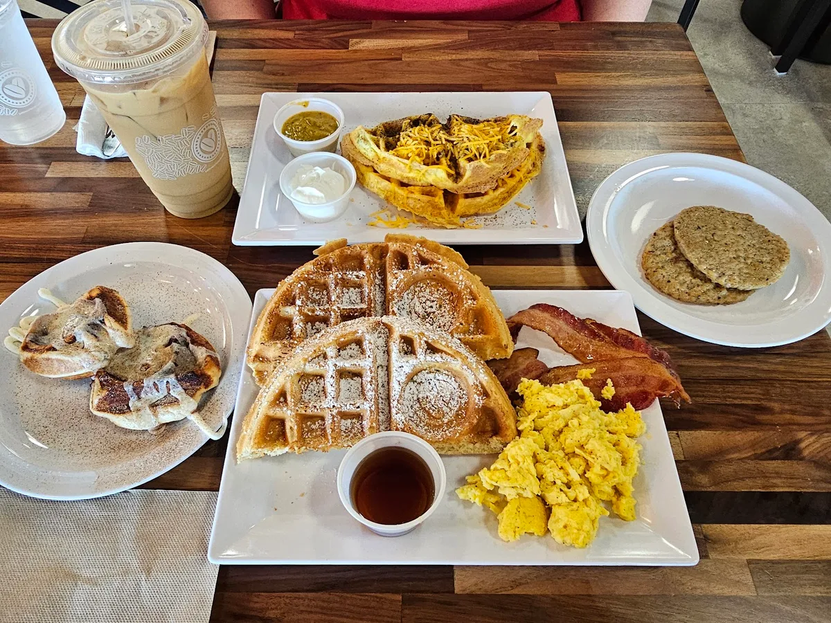 Just Love Coffee Cafe - Grand Prairie: Restaurant Photograph