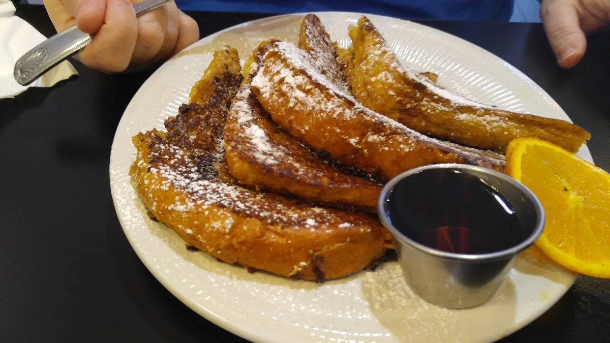 Scotty's Cafe: Restaurant Food And Dining Photo