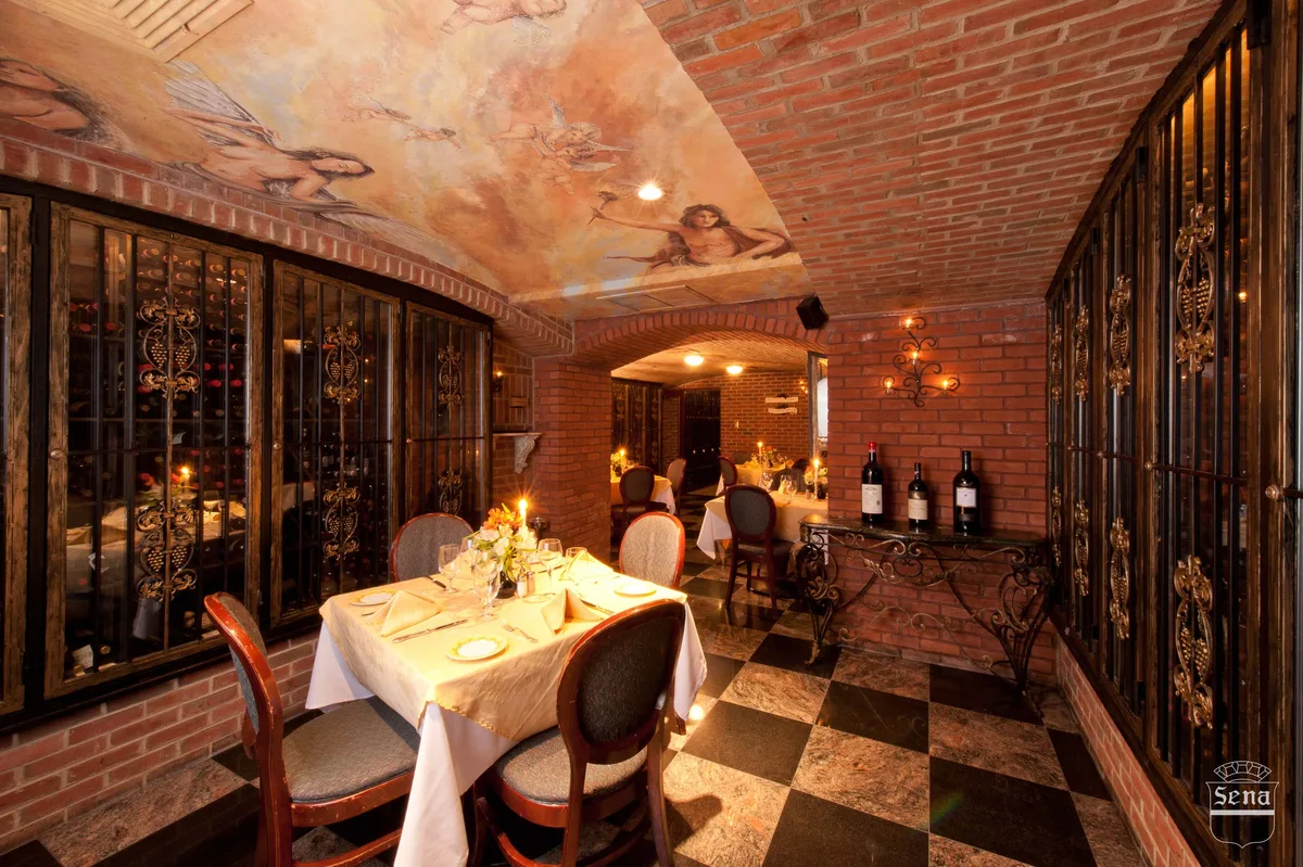 La Famiglia Ristorante: Restaurant Photograph