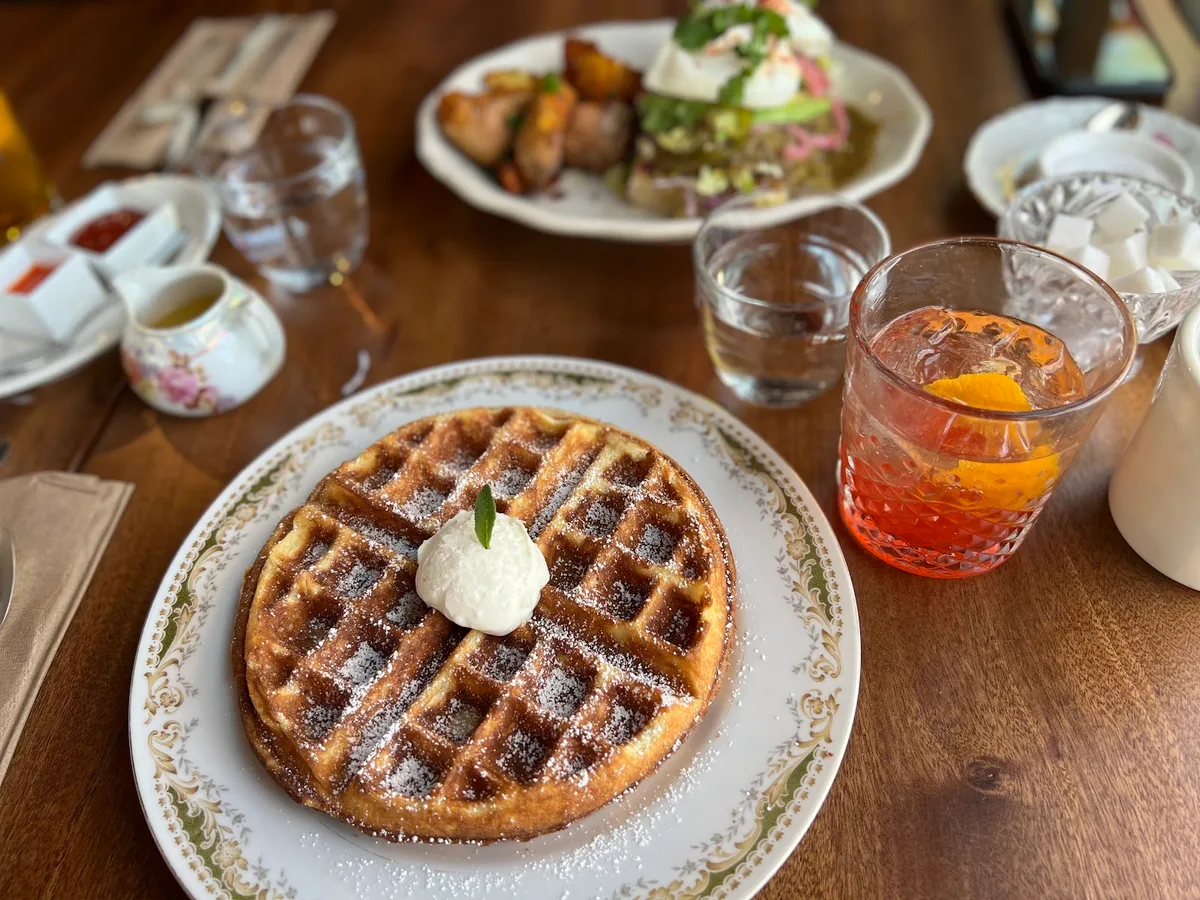 Union Saloon: Restaurant Photograph