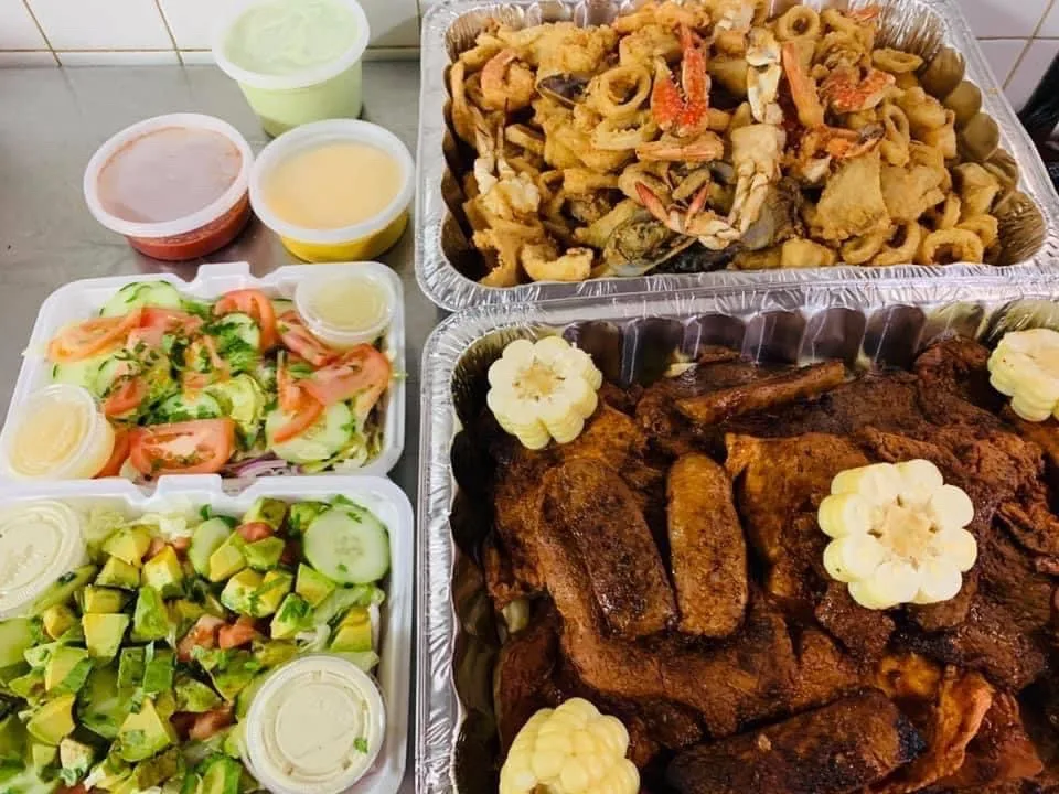 Sabores Peruanos Restaurant and Grill: Restaurant Food And Dining Photo