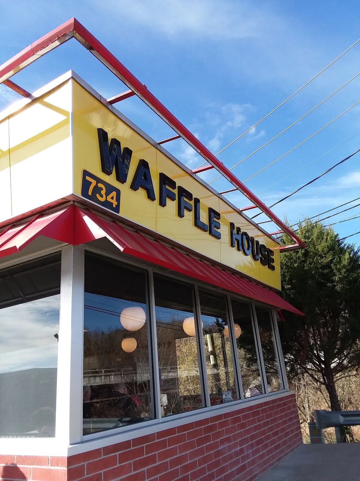 Waffle House: Restaurant Photograph