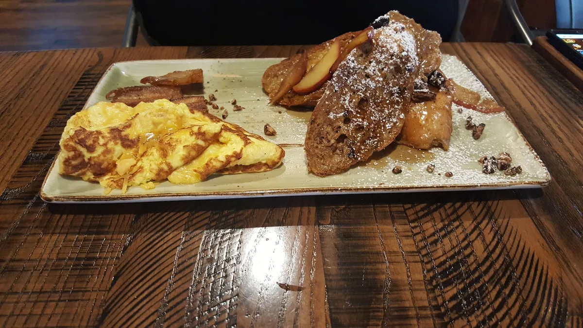Ida B's Table: Restaurant Food And Dining Photo