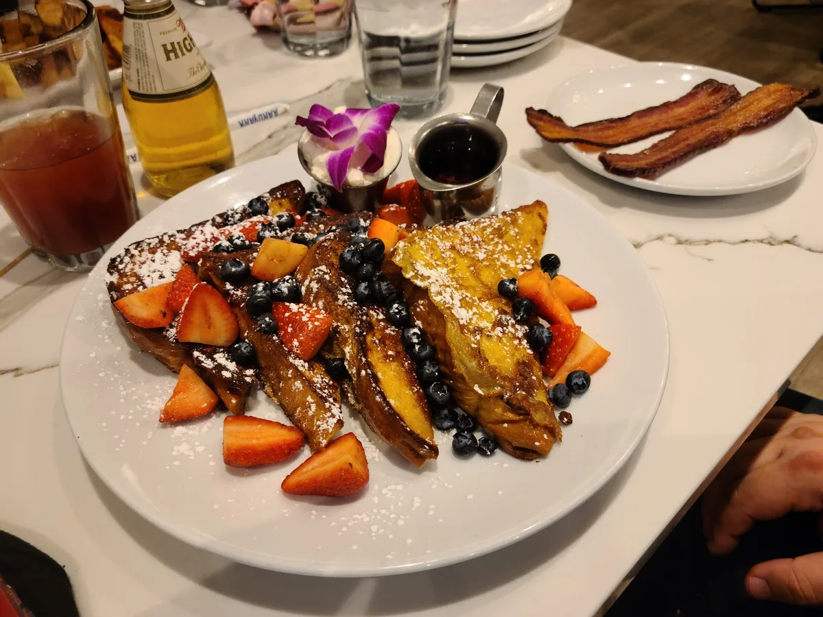 Sweet Diner: Restaurant Food And Dining Photo