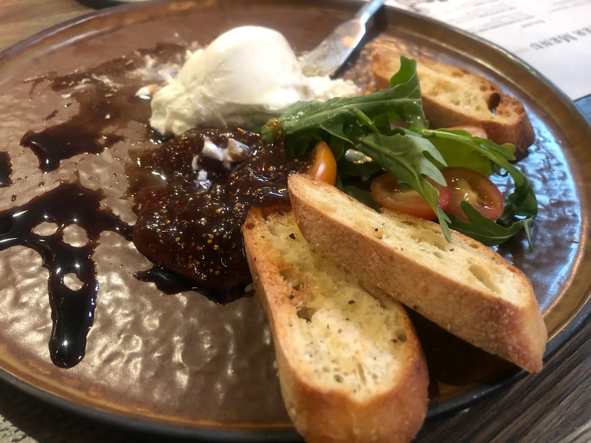 Track Ten Urban Kitchen: Restaurant Food And Dining Photo