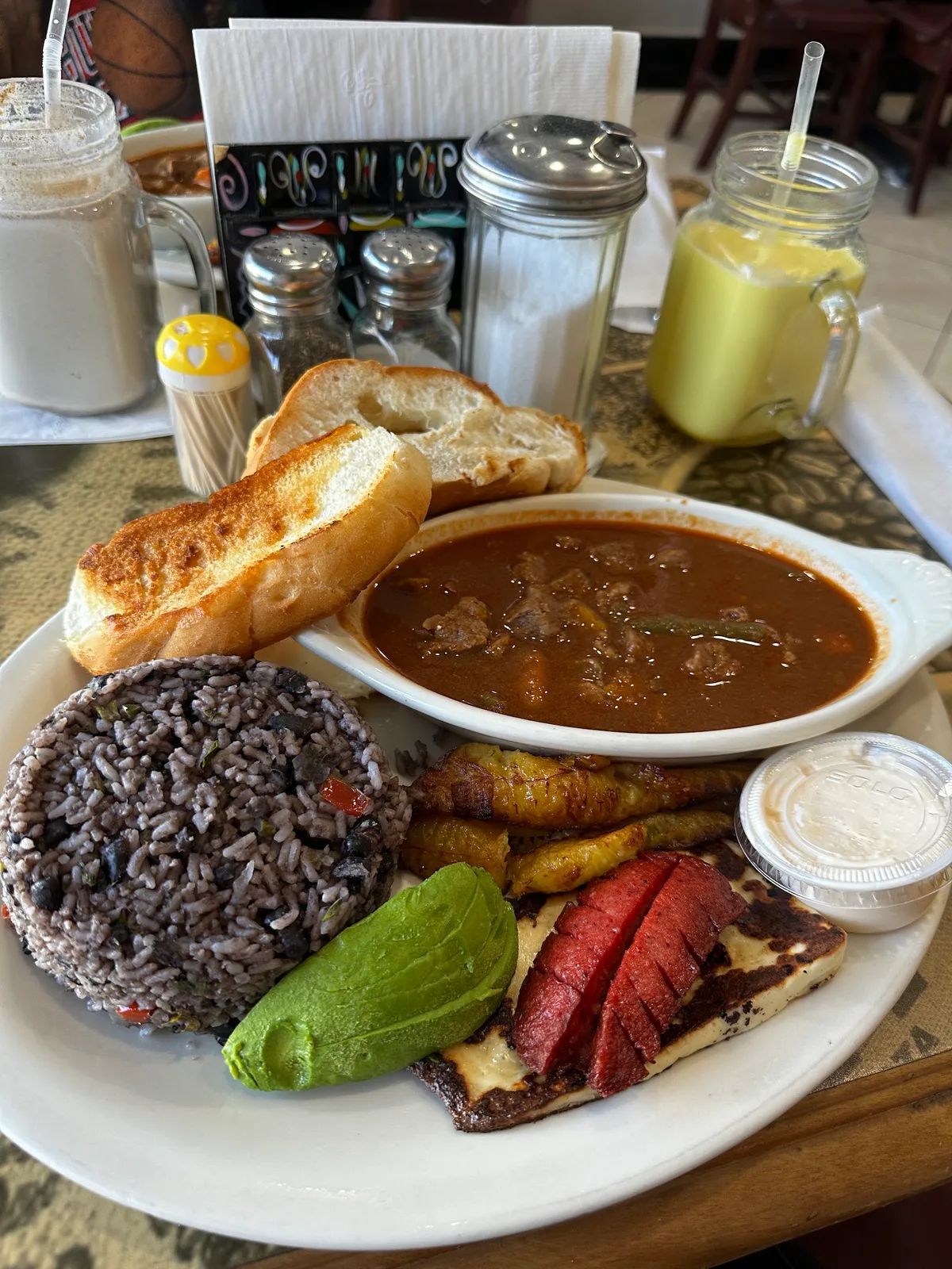 Carretica Restaurant | Paterson NJ: Restaurant Photograph
