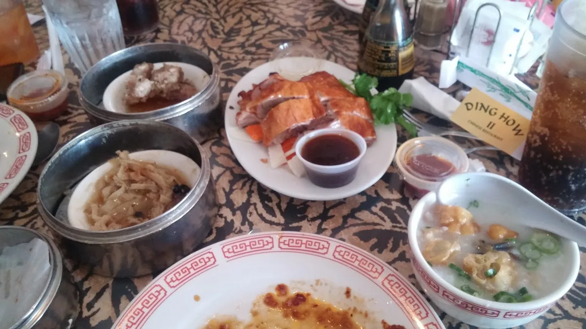 Ding How II: Restaurant Food And Dining Photo