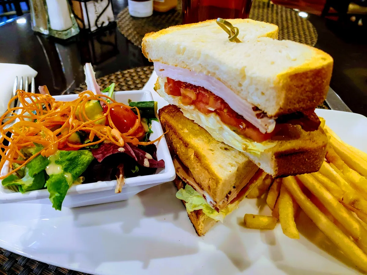 Cafe325: Restaurant Food And Dining Photo
