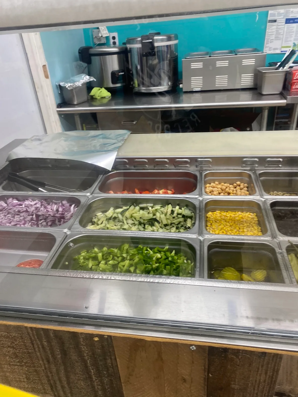 HALAL BROTHERS PIZZERIA: Restaurant Food And Dining Photo