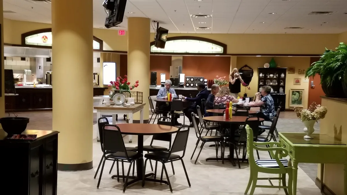 Comfort Food Cafe: Restaurant Food And Dining Photo