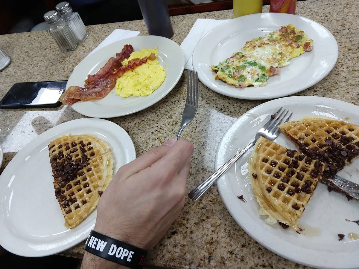 Lincoln's Waffle Shop: Restaurant Photograph