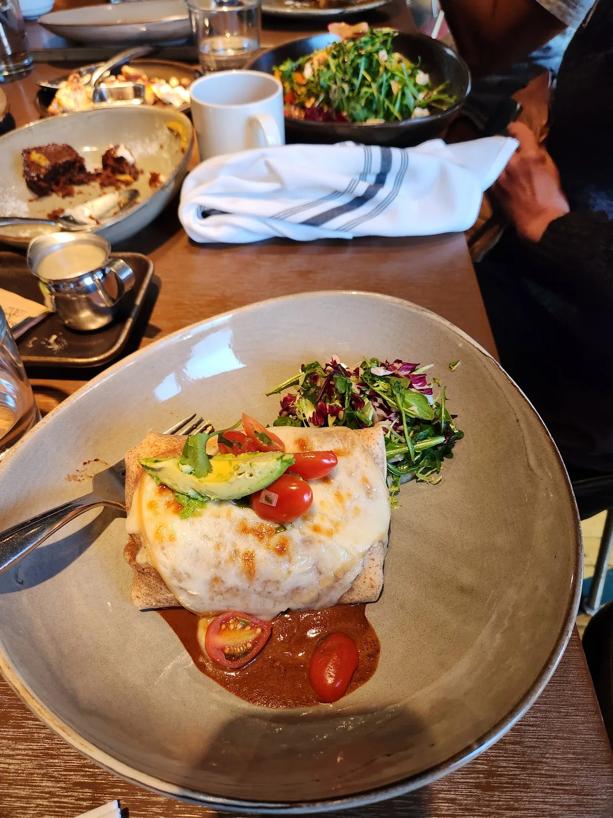 Root Down: Restaurant Photograph