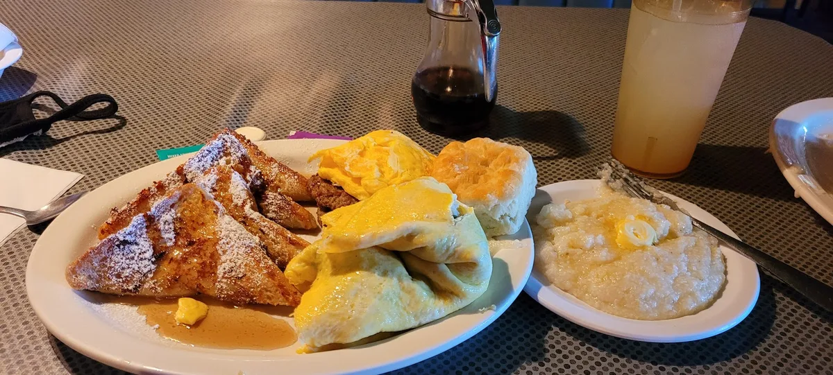 MaryBill’s Cafe: Restaurant Food And Dining Photo