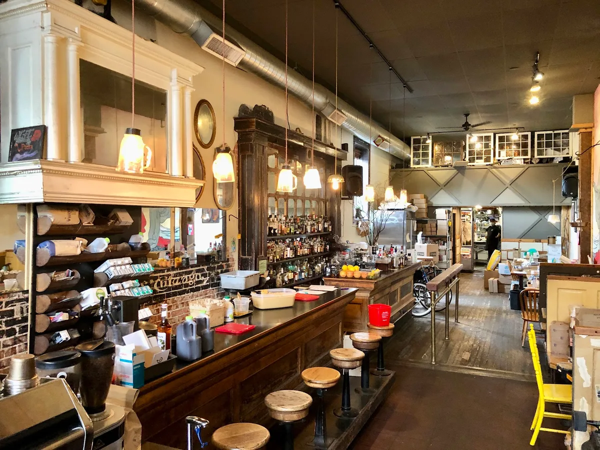 Boots Bakery & Lounge: Restaurant Photograph