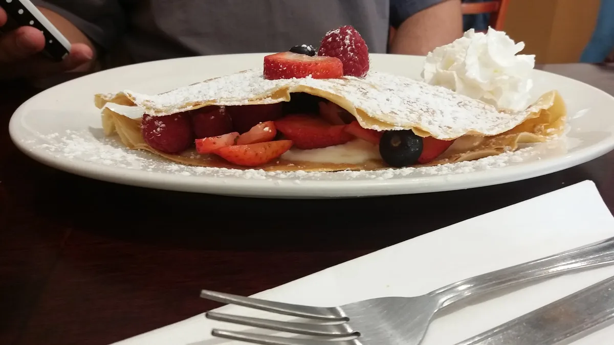 OhBella Gelato & Crepe Cafe: Restaurant Food And Dining Photo