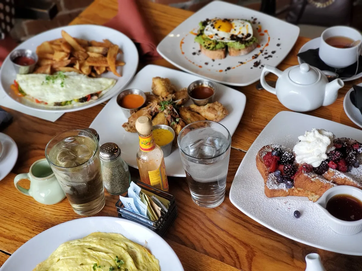 Polite Society Restaurant and Bar: Restaurant Photograph