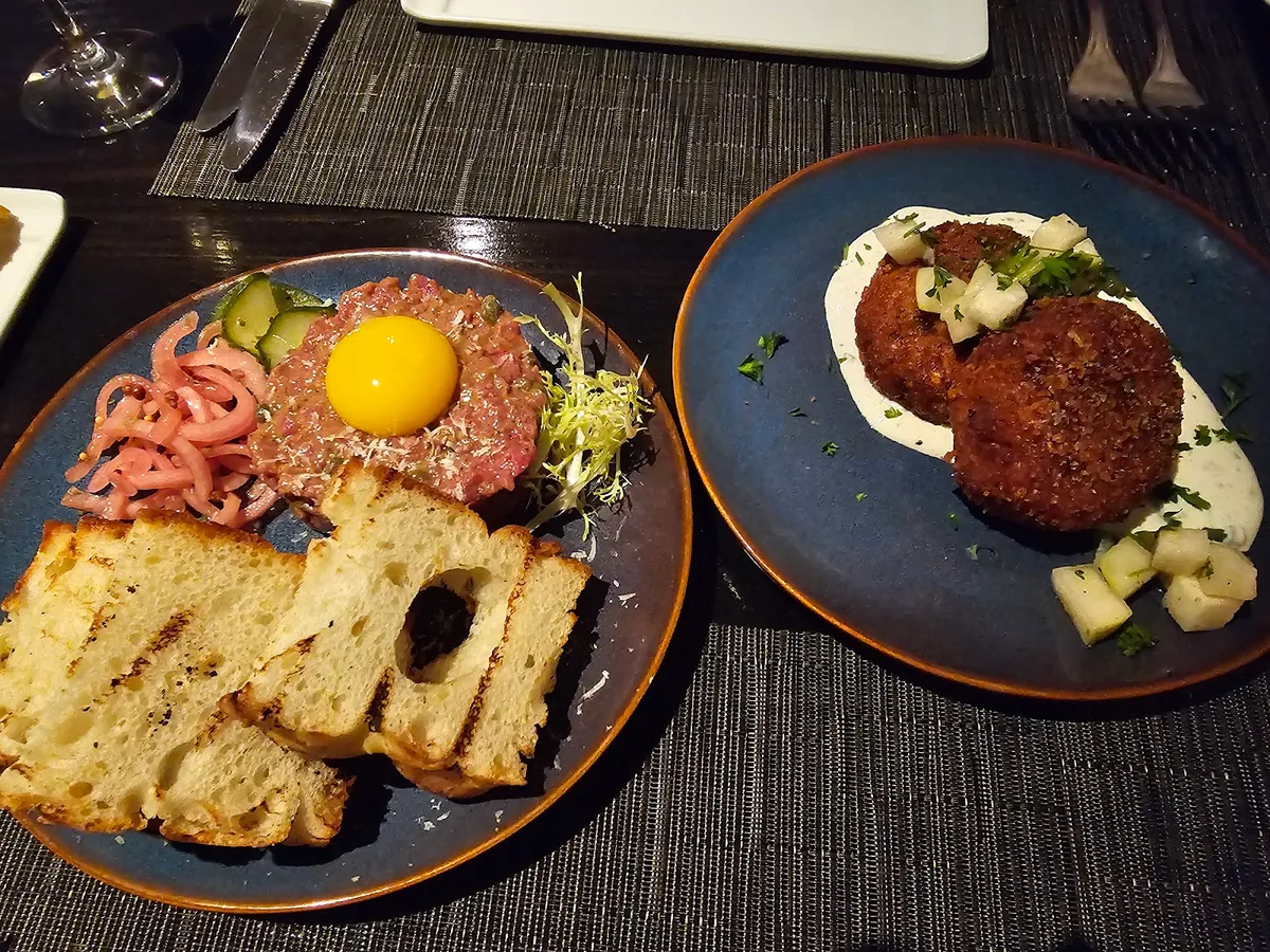 Boulevard Bistro: Restaurant Photograph