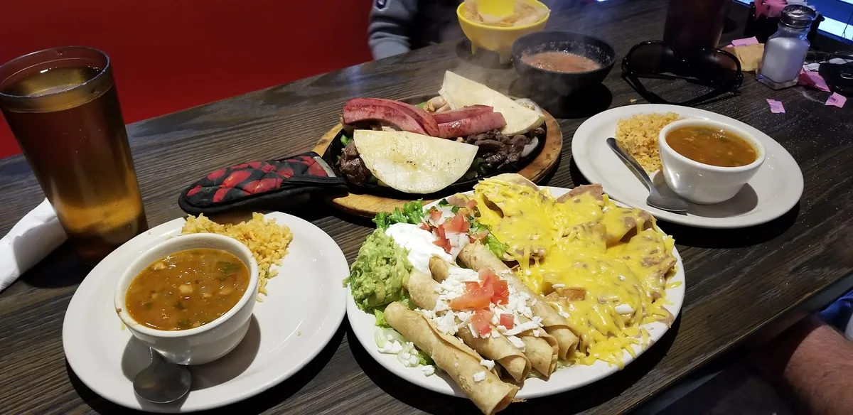 Big Daddy's Burgers & Shakes: Restaurant Food And Dining Photo
