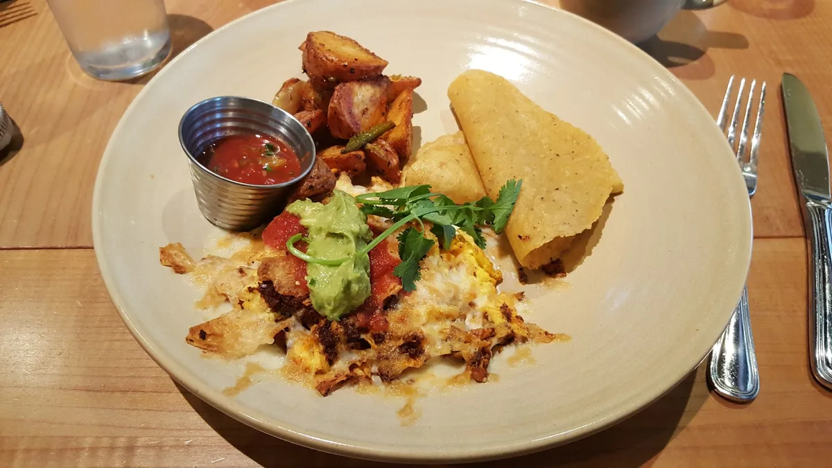 Tavern Hall: Restaurant Food And Dining Photo