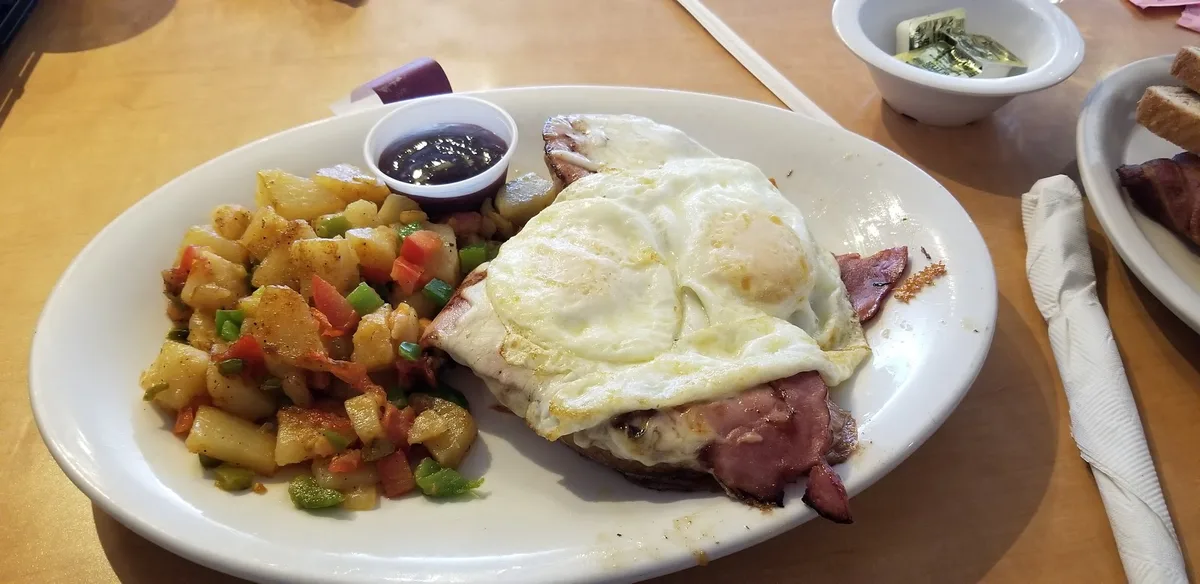 Pancake Joe's: Restaurant Food And Dining Photo