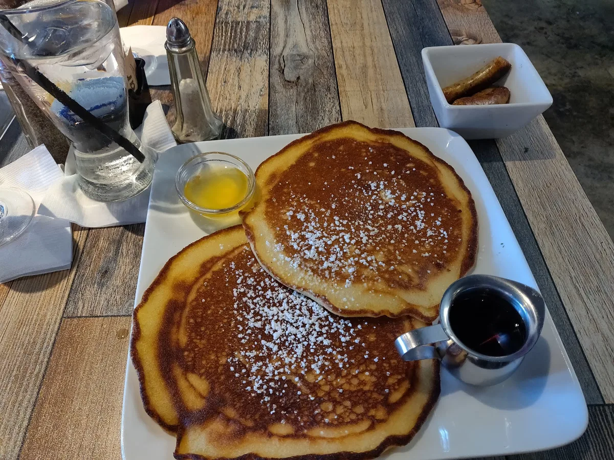 Gocha’s Breakfast Bar: Gocha's Breakfast Bar: Restaurant Photograph