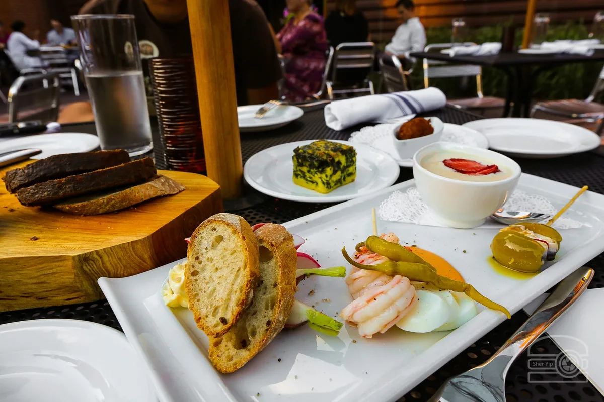La Cuchara: Restaurant Food And Dining Photo