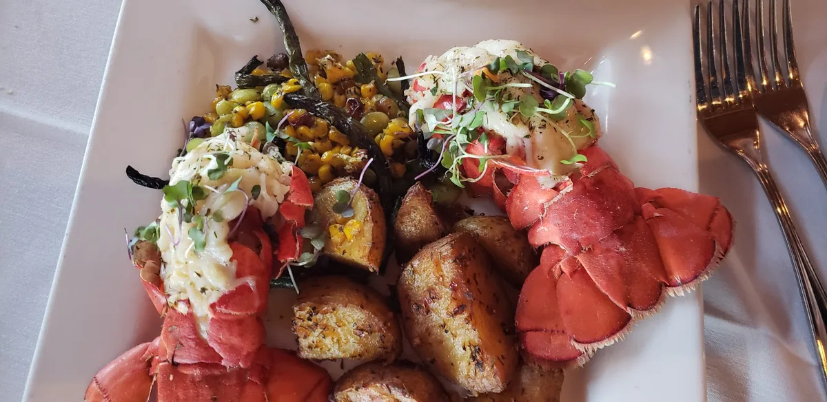Rusty Scupper Restaurant & Bar: Restaurant Food And Dining Photo
