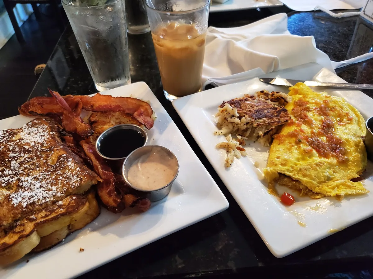 Benton Park Cafe & Coffee Bar: Restaurant Food And Dining Photo