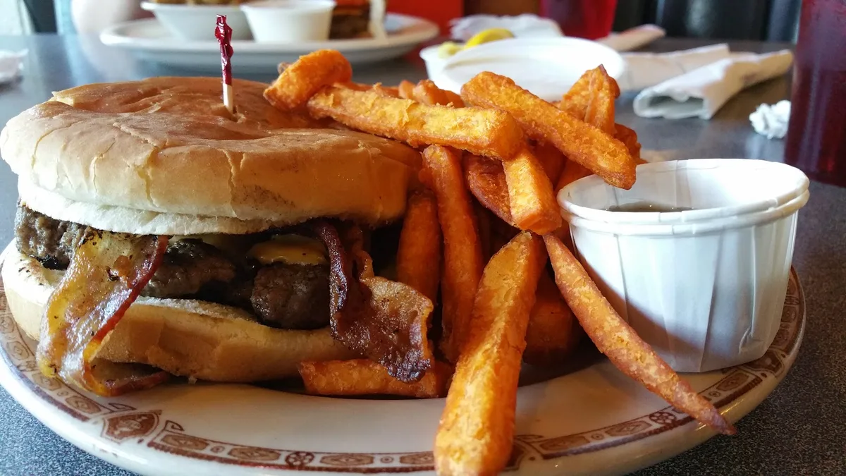 Gadwall's Grill: Restaurant Photograph