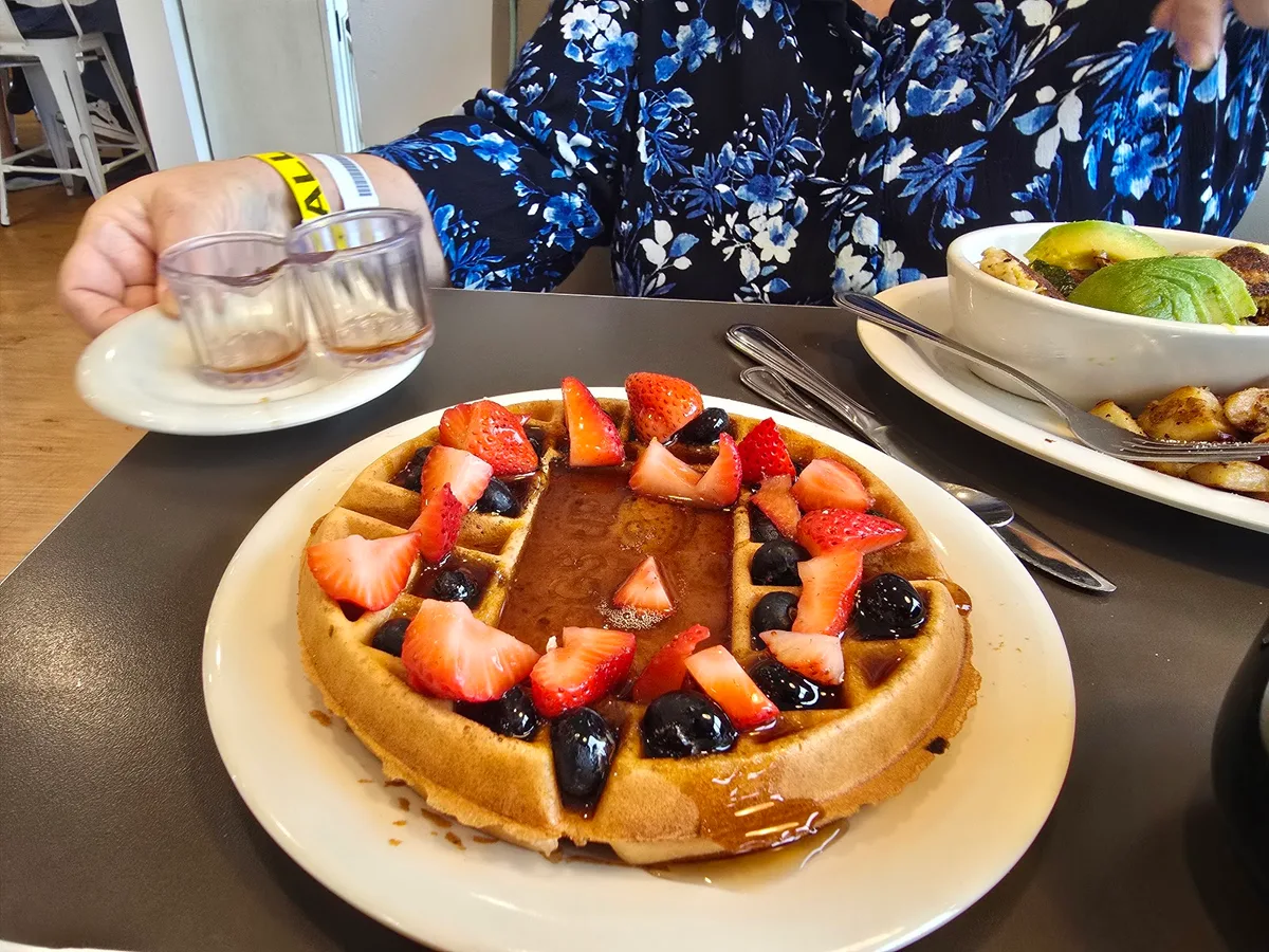 Eggs Up Grill: Restaurant Photograph
