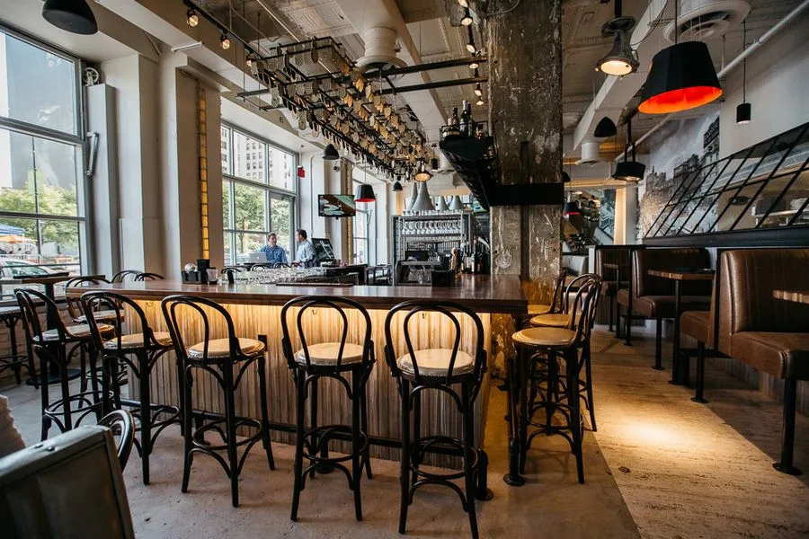 Central Kitchen + Bar: Restaurant Photograph