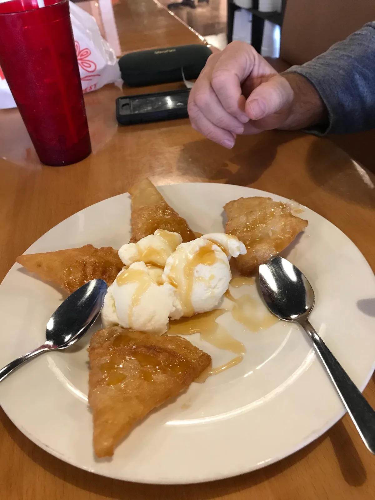 5 R Cha Thai Bistro: Restaurant Food And Dining Photo