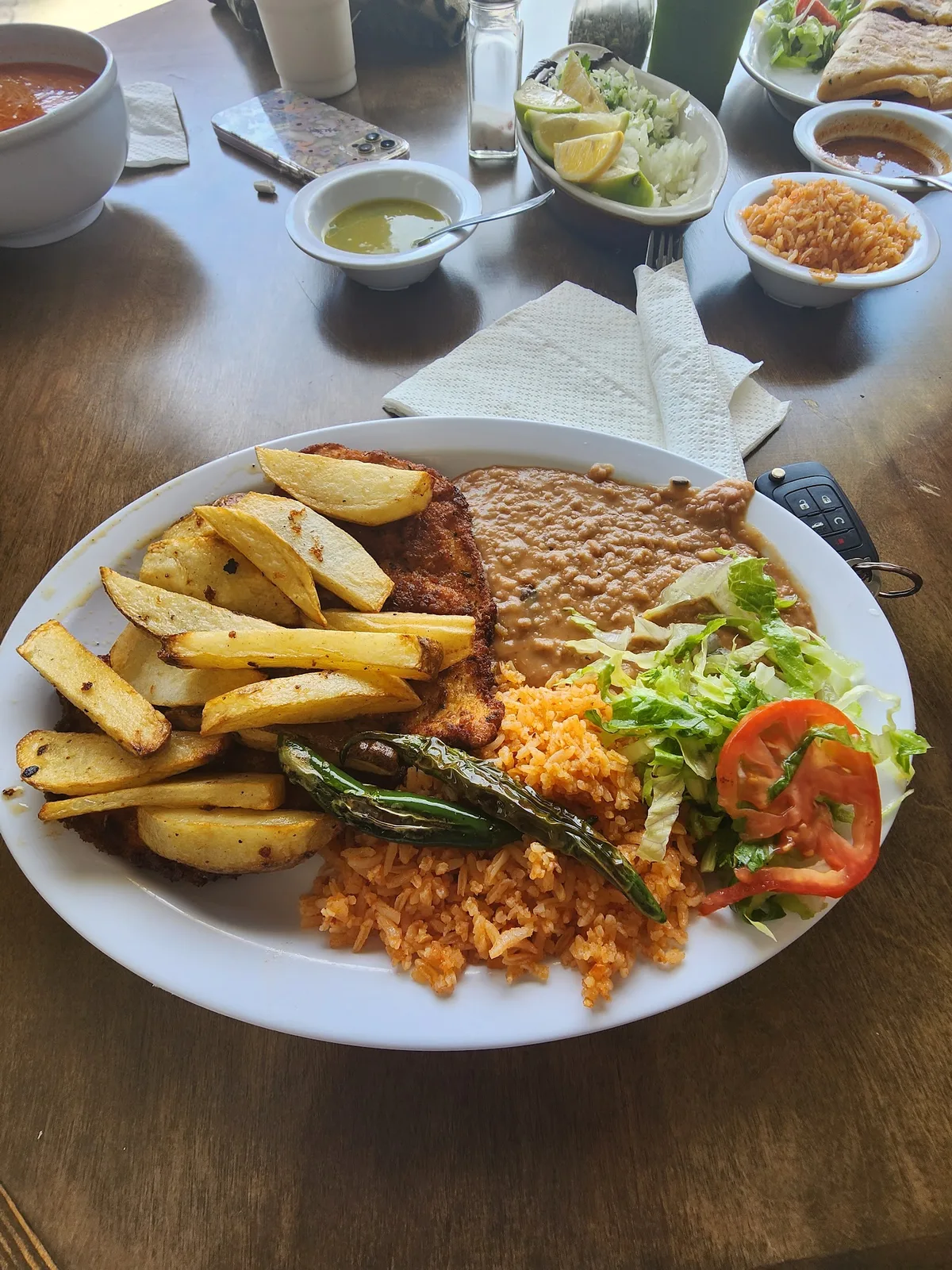 Barrera’s Restaurante y Panaderia: Restaurant Photograph