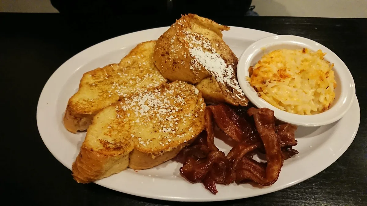 Sweet P's Southern Style: Restaurant Food And Dining Photo