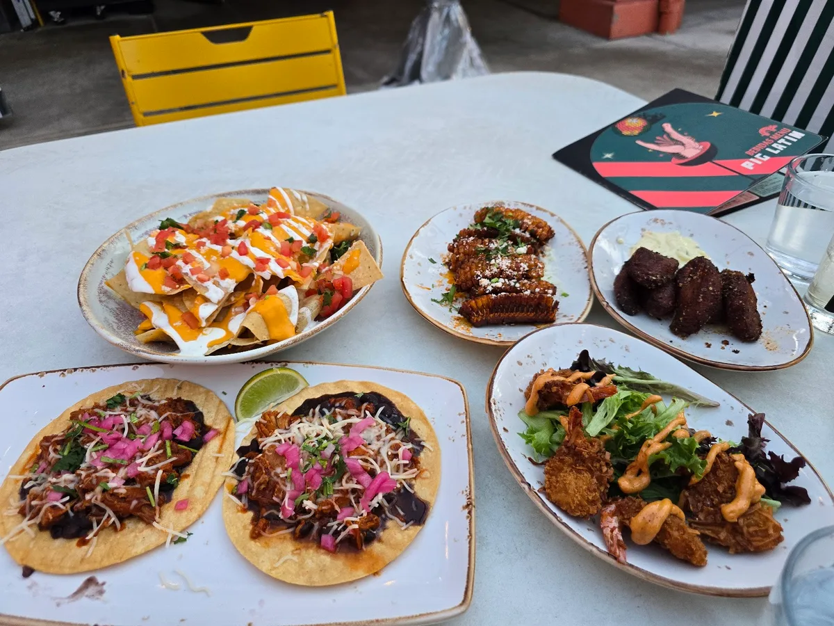 Pig Latin: Restaurant Photograph
