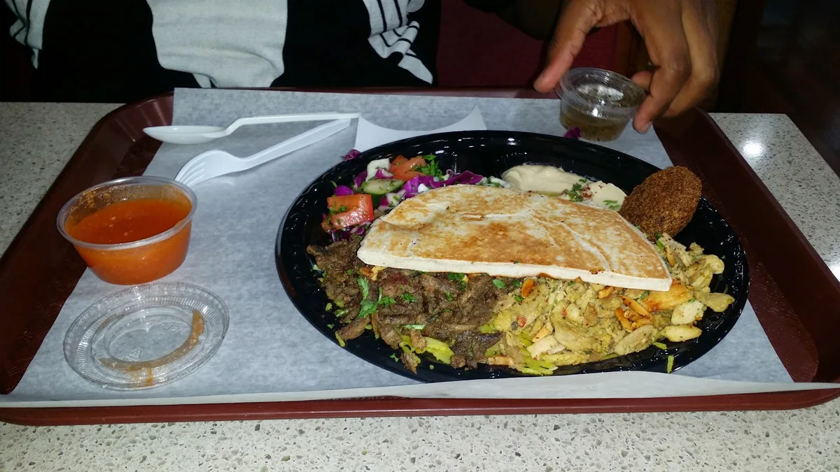 Shawarma House: Restaurant Food And Dining Photo