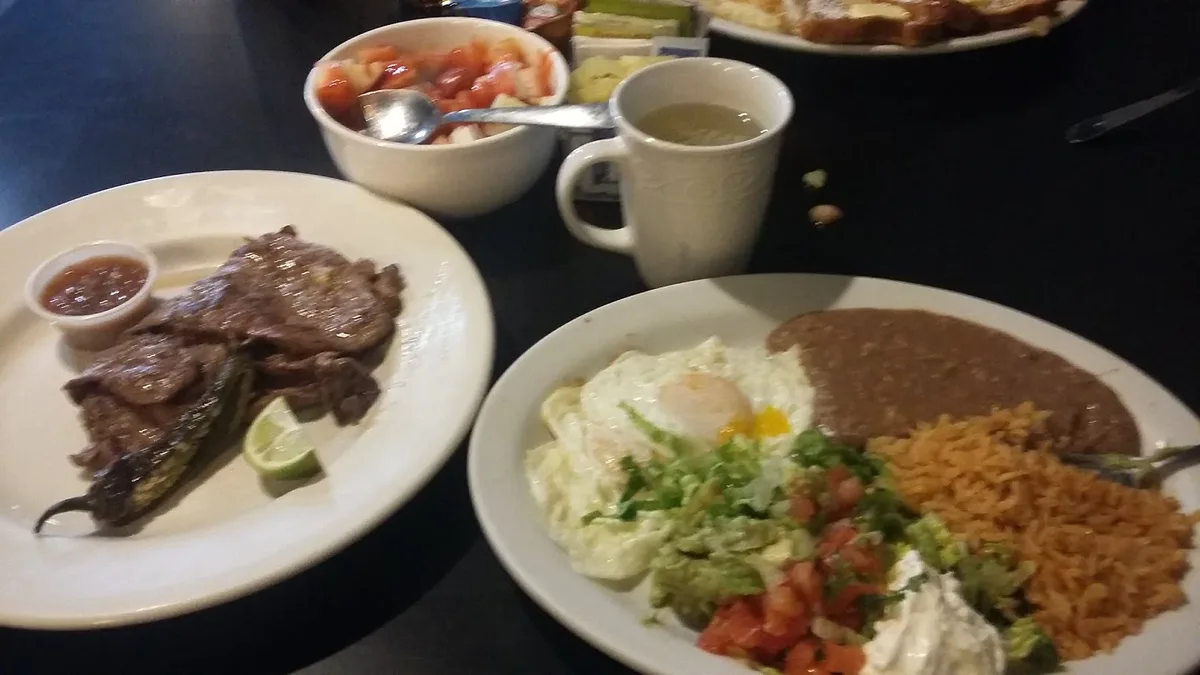 Quijotes Mexican Grill: Restaurant Food And Dining Photo