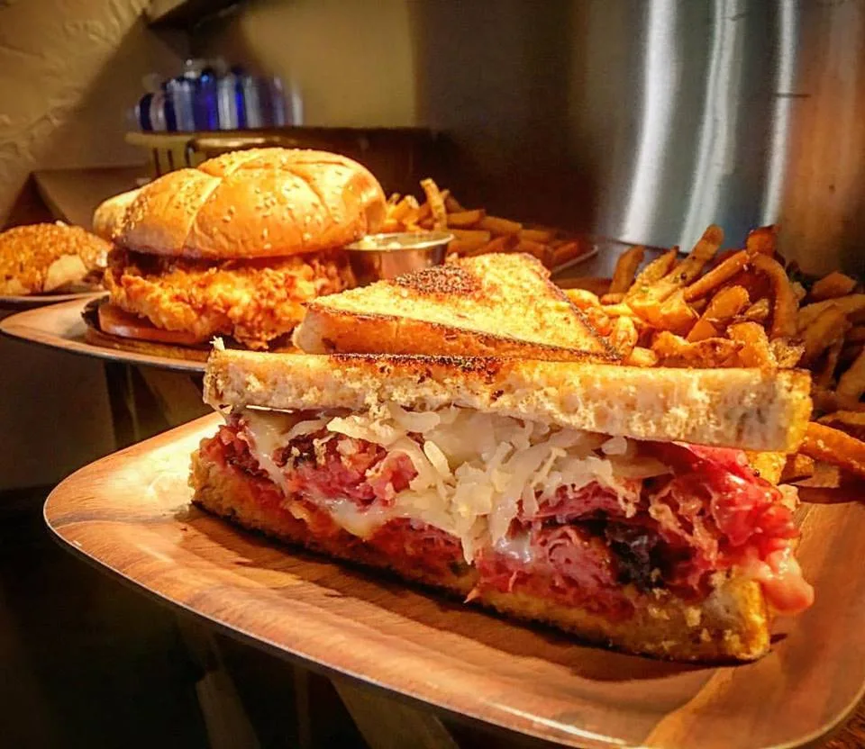Harwood Tavern: Restaurant Photograph