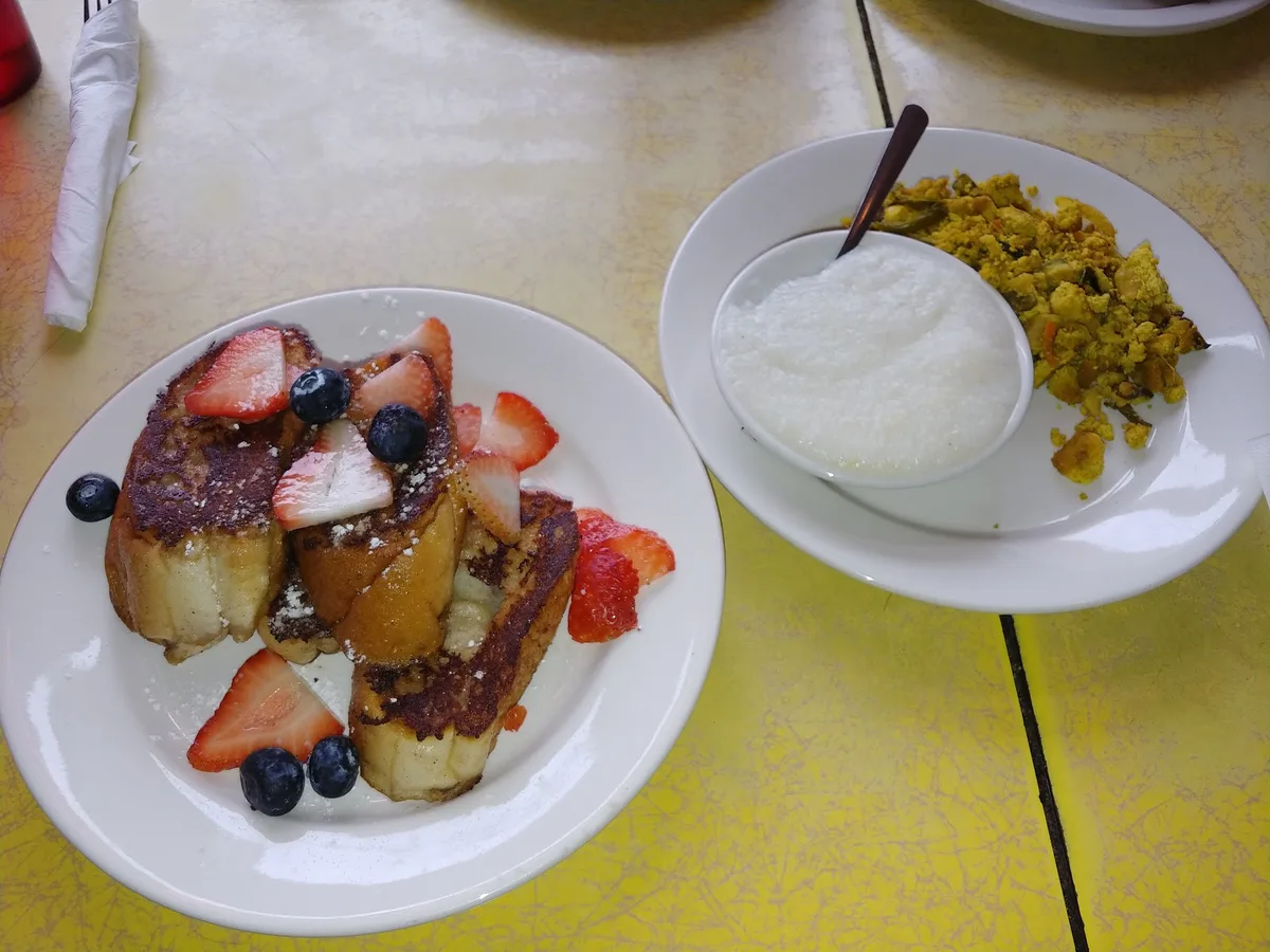 821 Cafe: Restaurant Food And Dining Photo