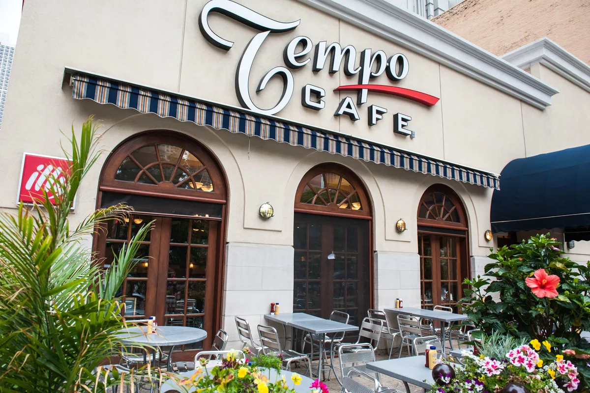 Tempo Cafe: Restaurant Photograph