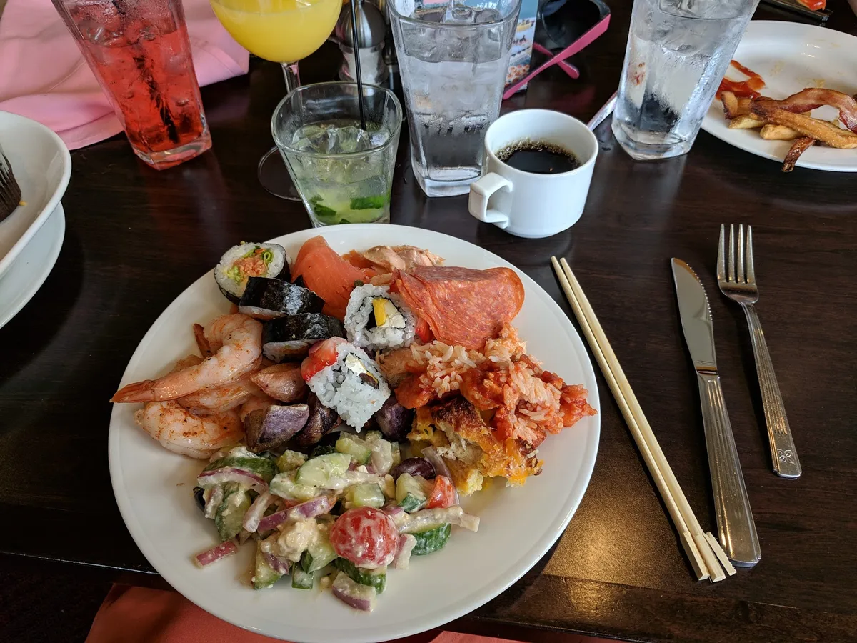 CRAVE American Kitchen & Sushi Bar (Hilton Garden Inn - Sioux Falls): Restaurant Food And Dining Photo