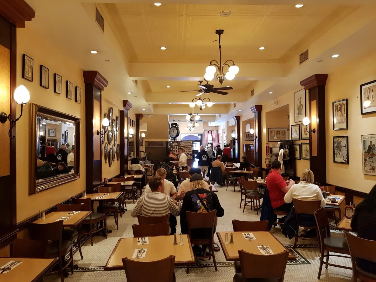 Sears Fine Food: Restaurant Photograph