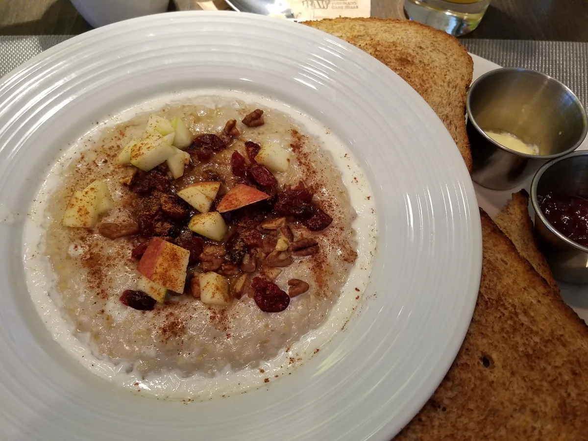 Garden Bistro & Bar: Restaurant Food And Dining Photo
