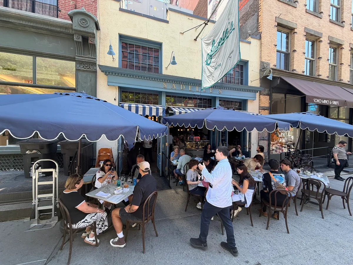 Sadelle's: Restaurant Photograph