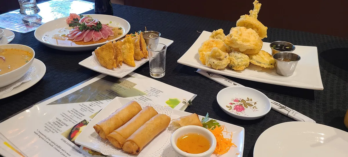 Spice Thai Cuisine: Restaurant Food And Dining Photo