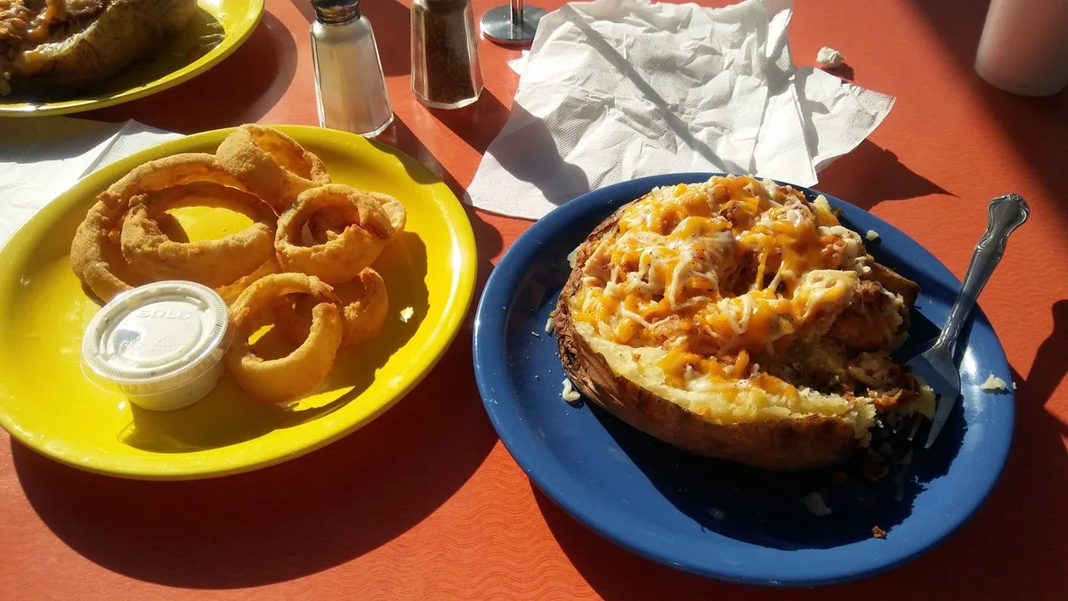 Goody's Grill: Restaurant Food And Dining Photo