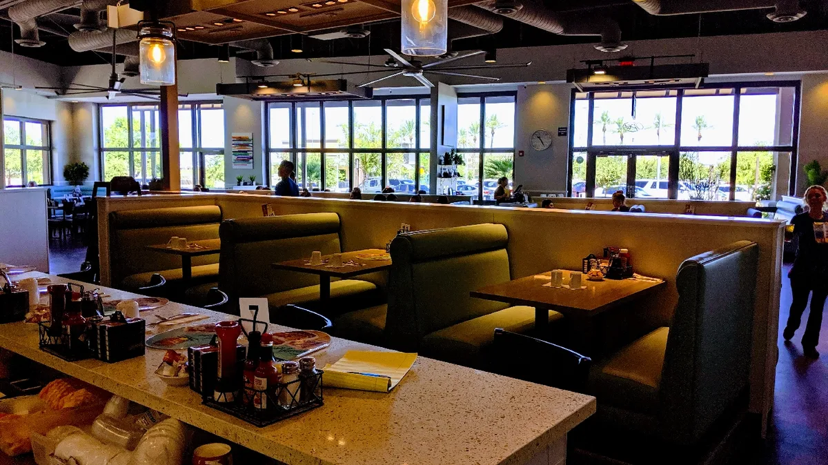 The Broken Yolk Cafe: Restaurant Photograph