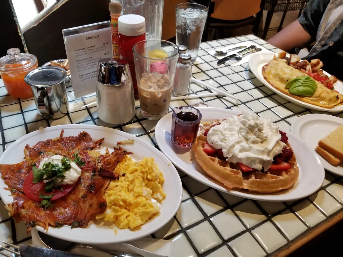 Montclair Egg Shop: Restaurant Photograph